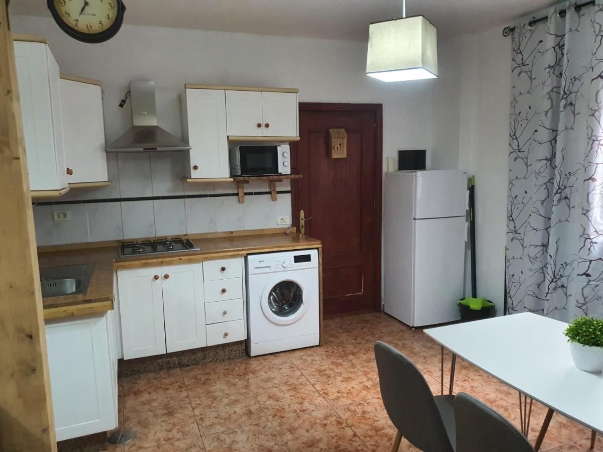 Apartamento Bajo Quintero Apartment Alcala  Exterior photo
